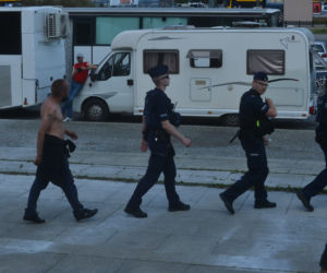 Parada Równości 2021 w Warszawie: ogromne siły policji w centrum miasta	