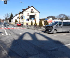 Tarnów. 64-latek nie zauważył czerwonego światła. Był pod wpływem alkoholu