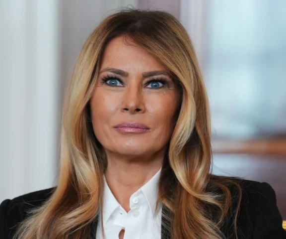 Muzyka Jonny'ego Greenwooda z Radiohead w dokumencie o Melanii Trump. Artysta wydał oświadczenie