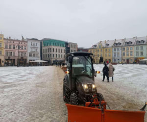 Szklanka na drogach i chodnikach. Bydgoszcz i region sparaliżowane przez marznący deszcz!