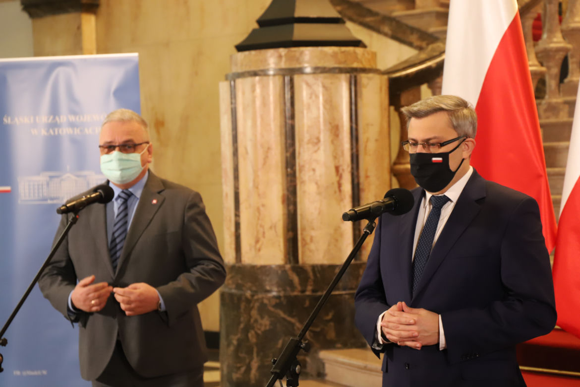 Nauczyciele w Śląskiem będą masowo testowani na koronawirusa. Ruszyła wielka akcja