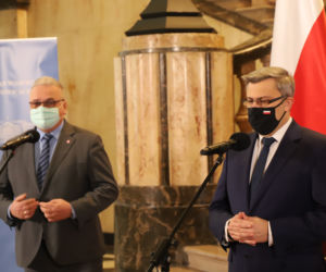 Nauczyciele w Śląskiem będą masowo testowani na koronawirusa. Ruszyła wielka akcja