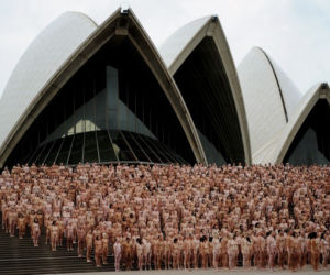 Golasy pozują przed operą w Sydney 