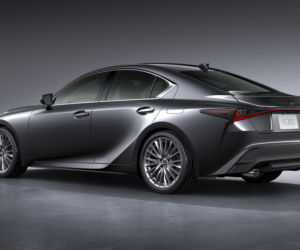 2021 Lexus IS