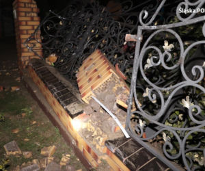 Wypadek w Wysokiej Lelowskiej. Nie żyje 23-latek [ZDJĘCIA]