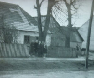 Ulica Starachowicka w Wąchocku wczoraj i dziś