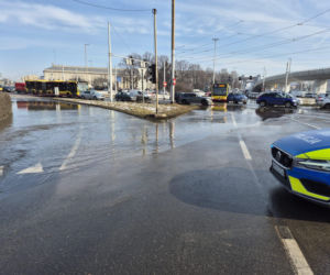 Poważna awaria wodociągowa. Zalane centrum Wrocławia