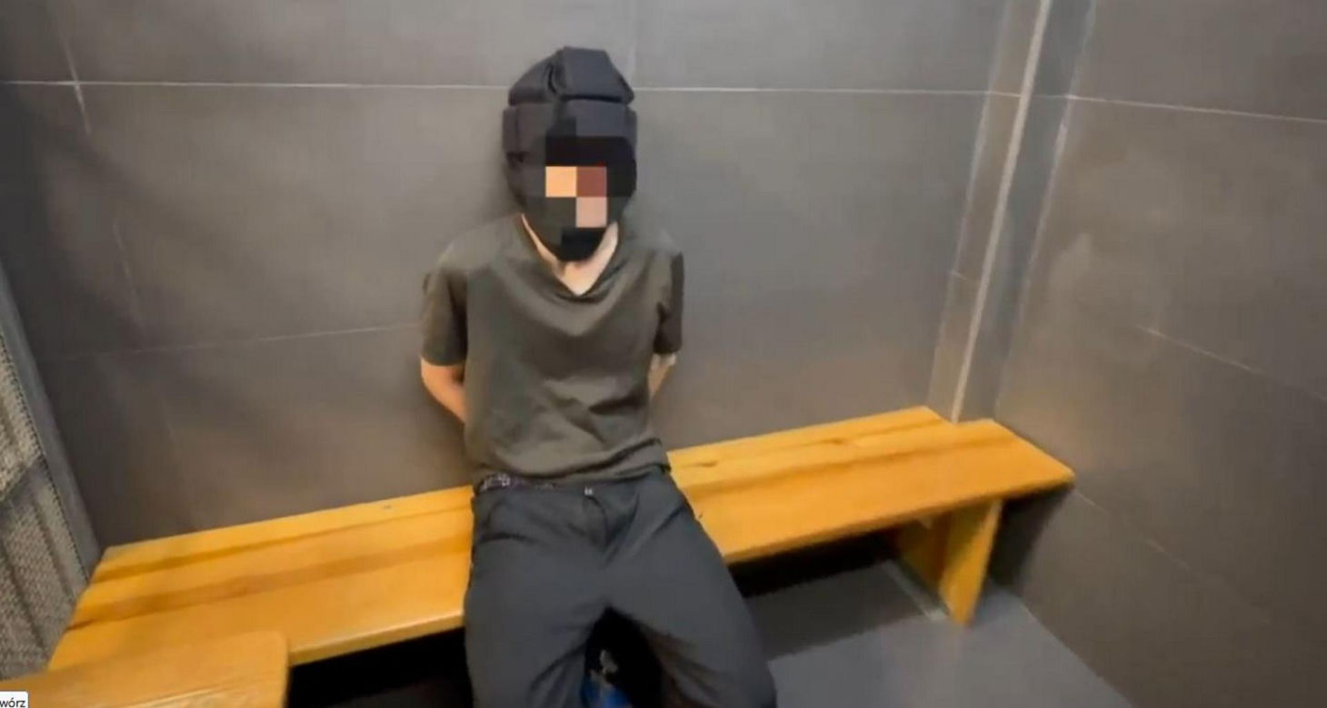 Zabójstwo na kampusie UW. Policja opublikowała wstrząsające nagranie. Pokazali wszystko