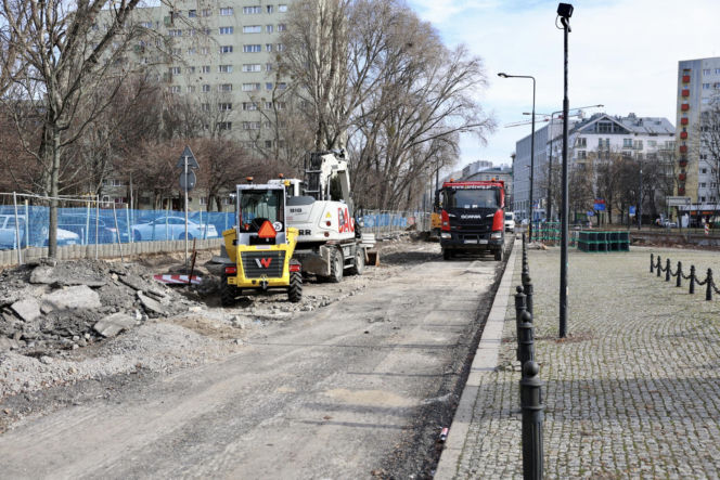 Ulica Leszno w Warszawie, choć zmieniała nazwy, dla pokolenia wojennego pozostała symbolem tragicznych wydarzeń