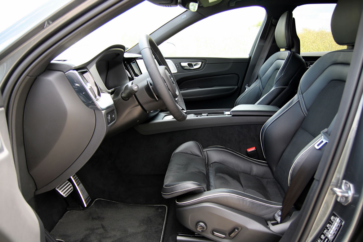 Volvo XC60 T6 AWD R-Design