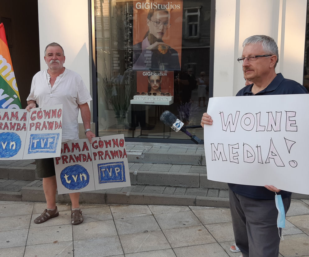 Tak protestowali mieszkańcy Tarnowa! Wsparcie dla telewizji TVN