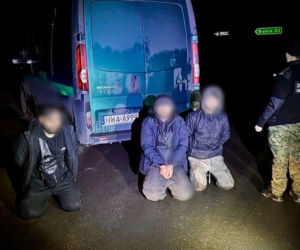 Gigantyczny podkop pod polsko-białoruską zaporą. 50 ze 180 cudzoziemców wciąż poszukiwanych