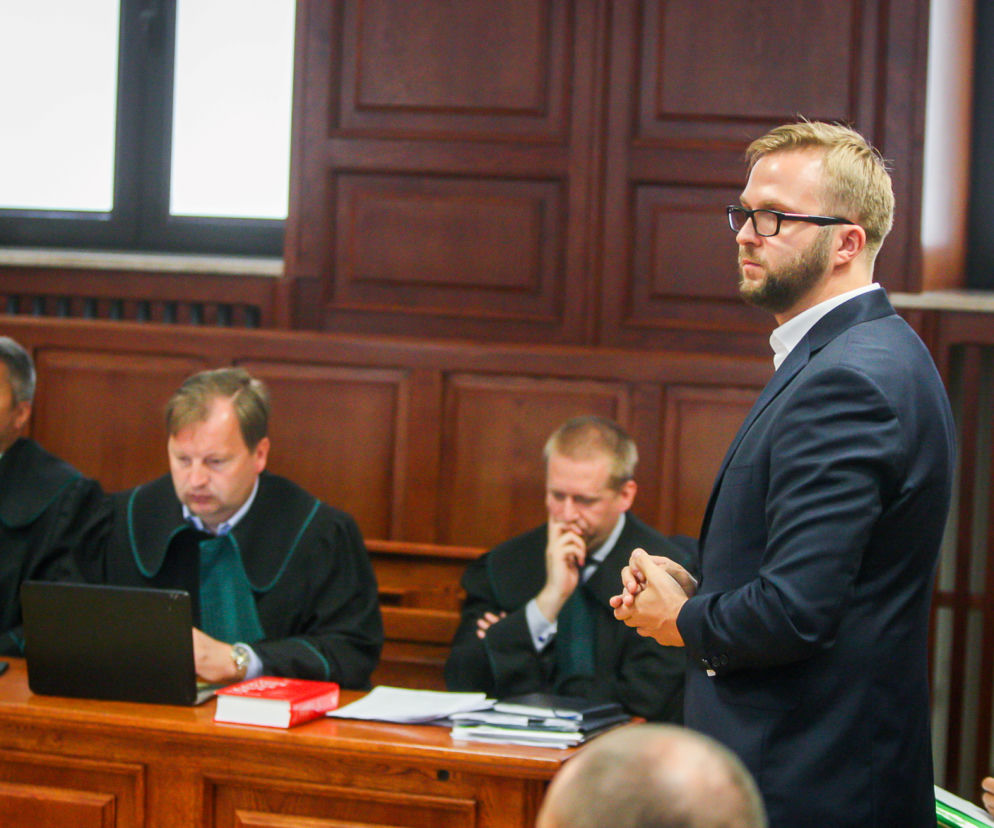 Myślałem, że pracuję dla służb