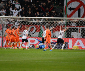 Legia - Zagłębie: Żona, brat i dzieci Jacka Magiery dziękują kibicom