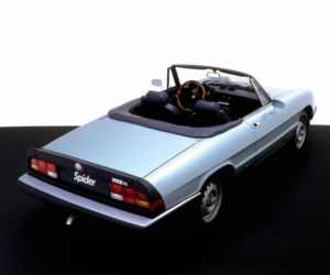 Alfa Romeo Spider