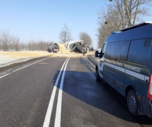 Kukowo. Śmiertelny wypadek na DK 65. Nie żyje kierowca ciężarówki. Trasa jest zablokowana