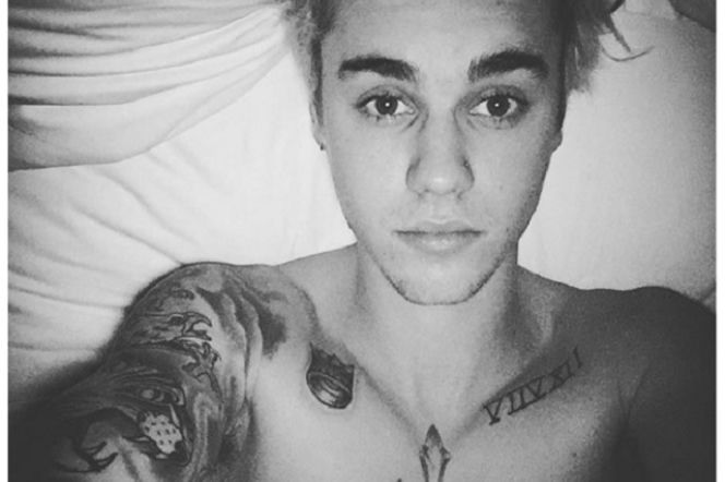 Justin Bieber radzi, jak zdobić miliony lajków. Sprawdź!