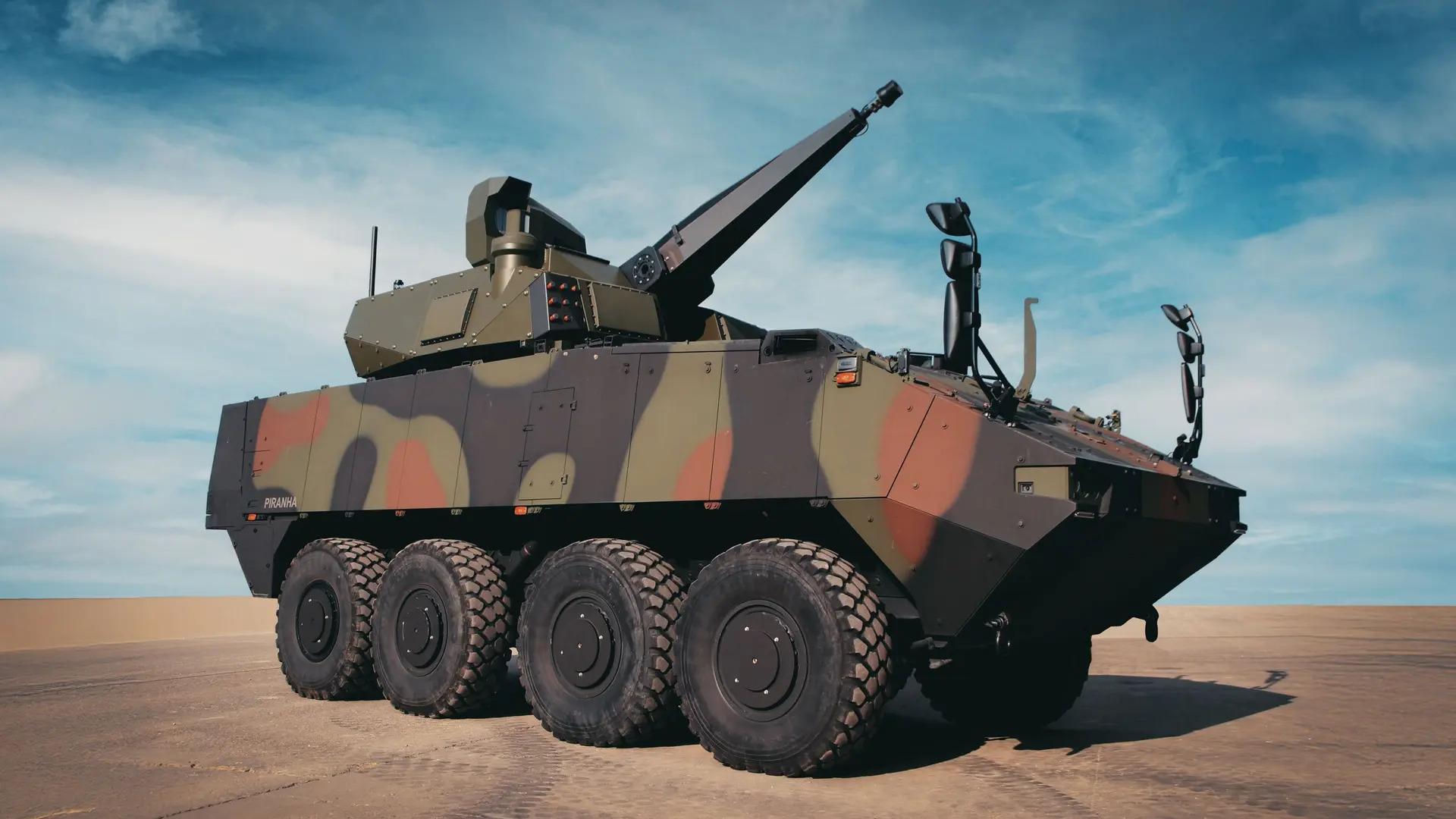 Program SAFE w Rumunii. Armia inwestuje w Piranha 5, Lynx i polskie drony Warmate