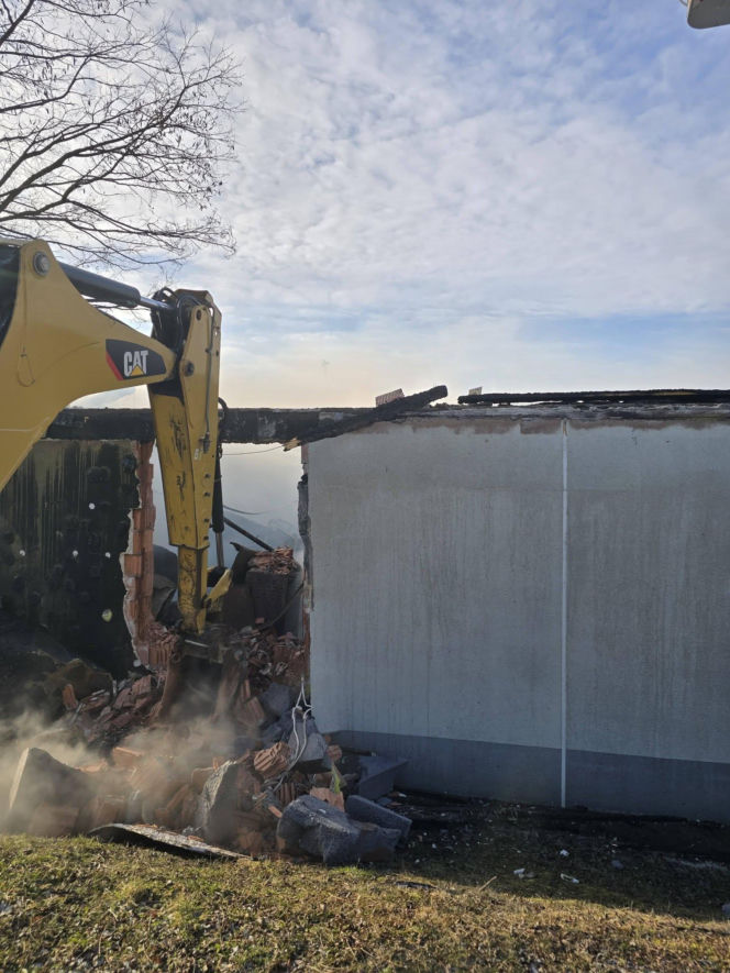 Pożar całodobowej Biedronki. „Materiał dowodowy uzasadnia wszczęcie śledztwa”