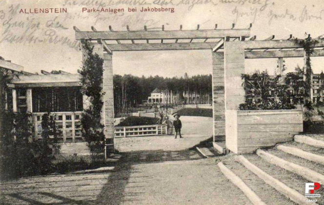 Tak przez lata zmieniało się olsztyńskie Jakubowo. Po dawnym ośrodku rekreacyjnym nie ma znaku