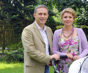 M jak MIŁOŚĆ. Maria Rogowska (Małgorzata Pieńkowska), Artur Rogowski (Robert Moskwa)