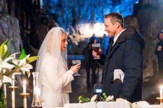 Pierwsza miłość, odcinek 4150: Nieświadoma zagrożenia Emilka pije zatrute wino, a Fryderyk rozpoczyna wyścig z czasem