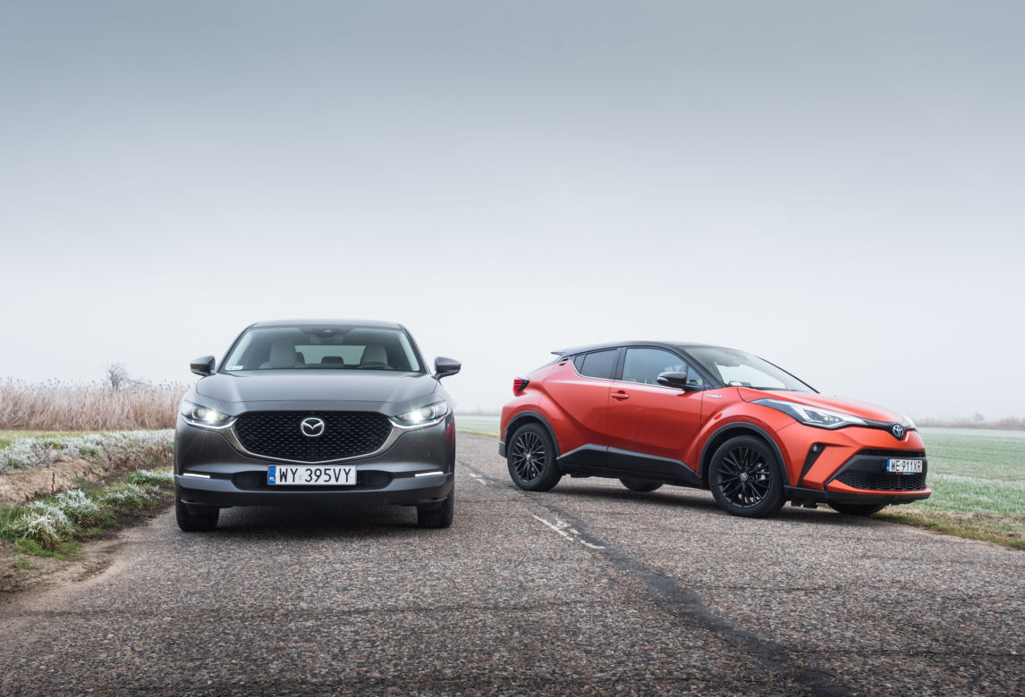 Toyota C-HR 2.0 Hybrid Dynamic Force 184 KM e-CVT vs Mazda CX-30 Skyactiv-X 180 KM 6MT AWD