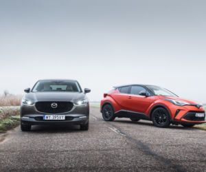 Toyota C-HR 2.0 Hybrid Dynamic Force 184 KM e-CVT vs Mazda CX-30 Skyactiv-X 180 KM 6MT AWD
