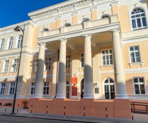 Wydział Ekonomii i Zarządzania UwB przy ul. Warszawskiej 63 przeszedł remont [ZDJĘCIA]