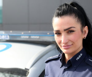 Te piękne i odważne kobiety służą w policji i dbają o bezpieczeństwo!