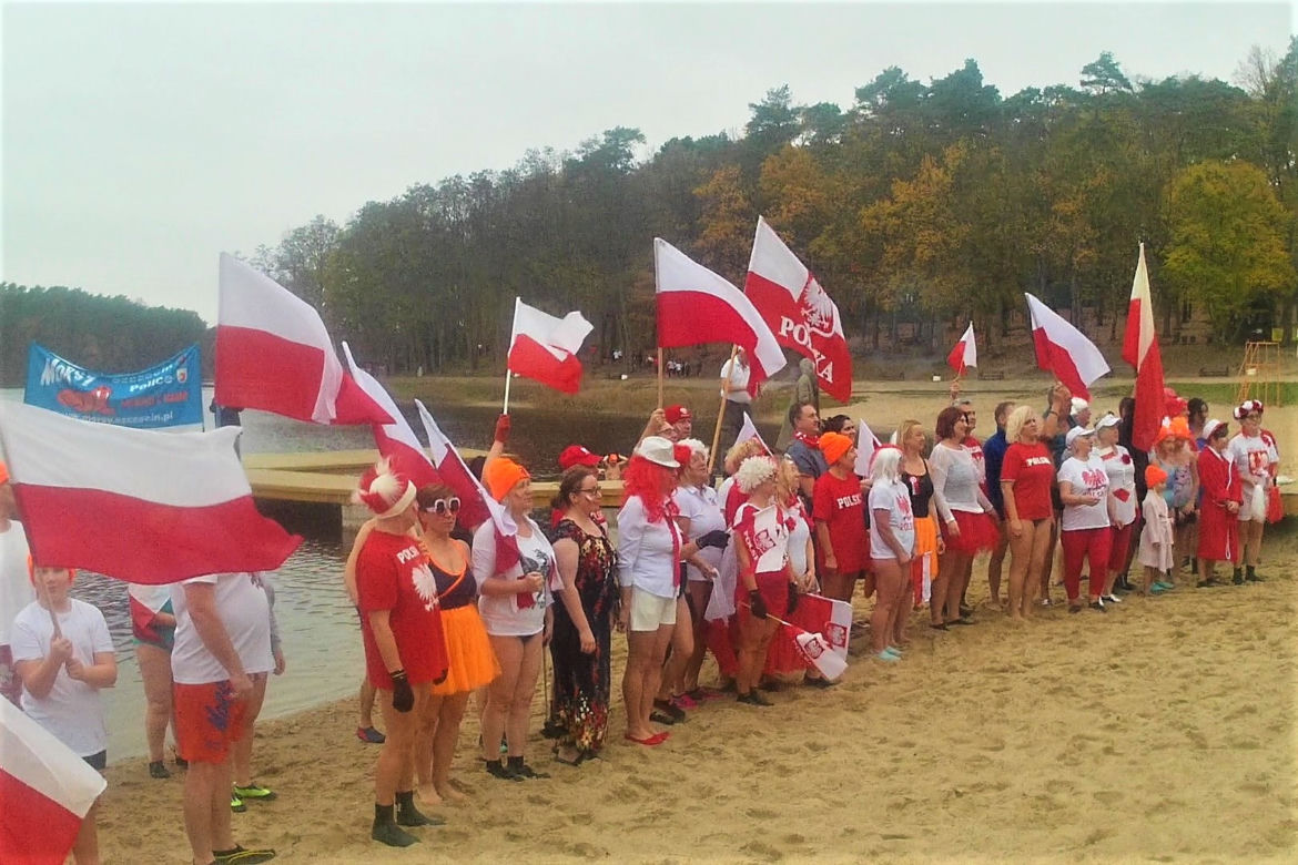 Szczecińskie morsy uczciły Święto Niepodległości