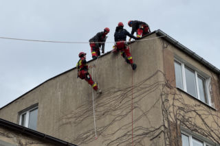 Potężne ćwiczenia straży pożarnej na Pomorzu. W akcji 100 ratowników i psy!