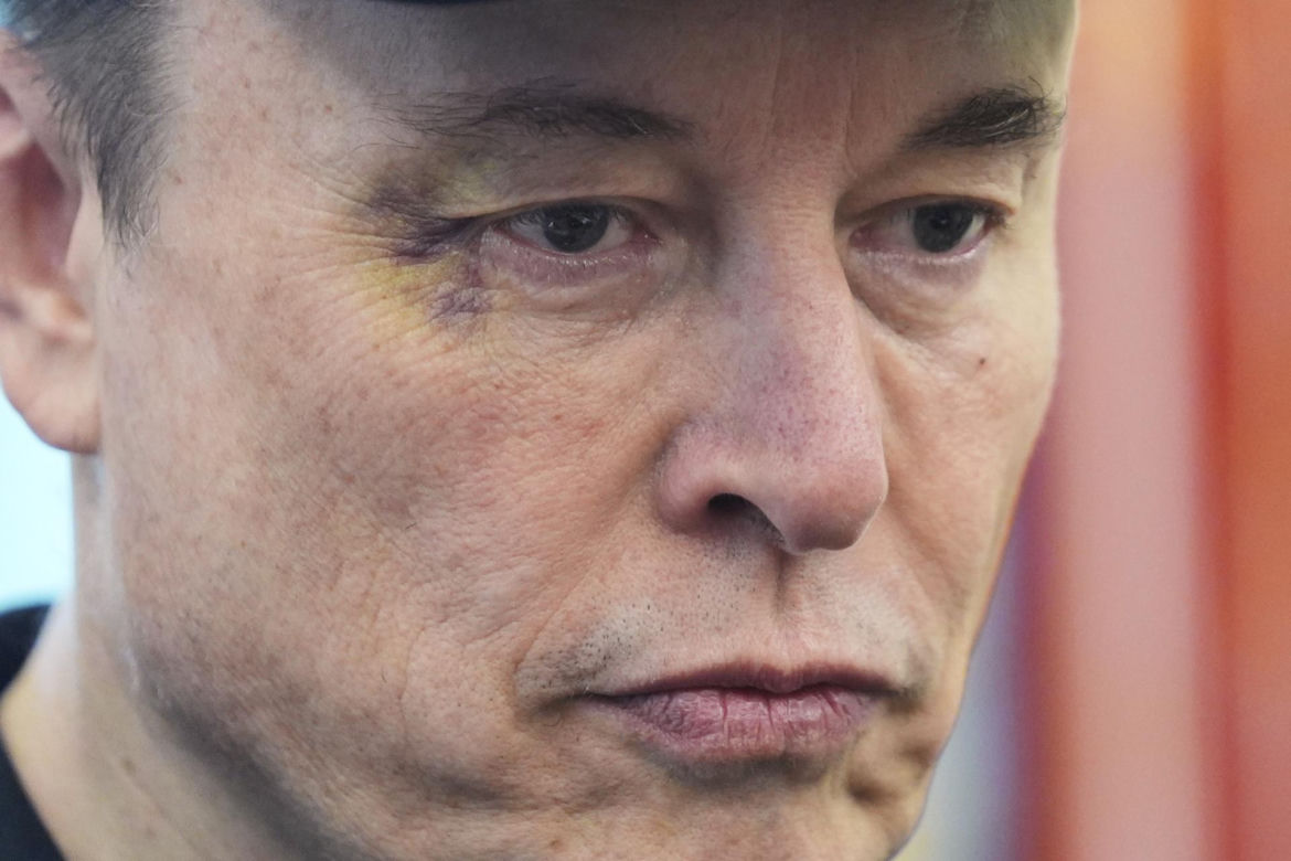 Elon Musk w Białym Domu z podbitym okiem 