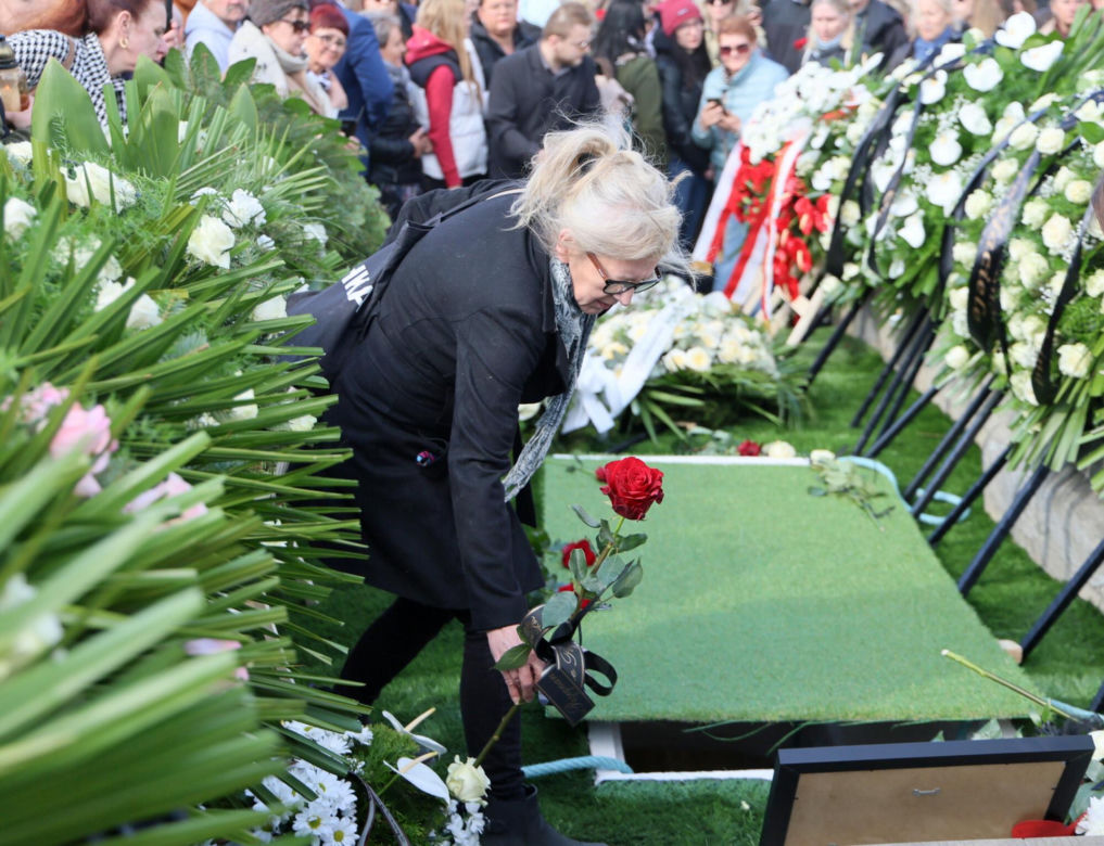 Ból, rozpacz, łzy. Poruszające sceny na pogrzebie Łukasza Litewki