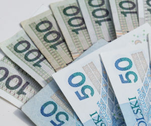 Uwodziciel zawrócił w głowie kobiecie na portalu randkowym. Straciła przez niego 90 tysięcy!