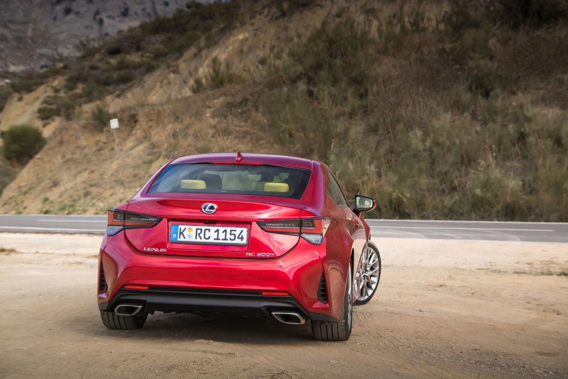 Lexus RC 300h Prestige lifting 2019