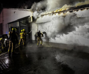 Kilkanaście godzin walki z wielkim pożarem w Rawiczu. Milionowe straty