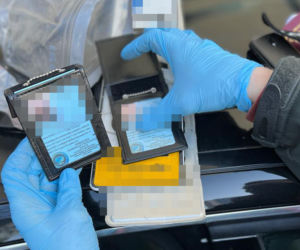 Udawali policjantów i wchodzili do agencji towarzyskich. Dwóch przebierańców w rękach policji