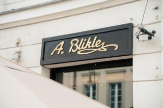 Najstarsza kawiarnia w Warszawie może zniknąć z Nowego Światu