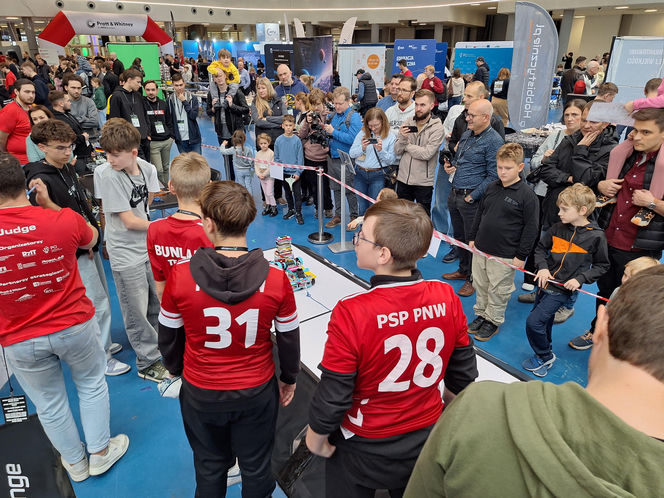 Roboty w natarciu. W Jasionce odbyła się kolejna edycja XChallenge