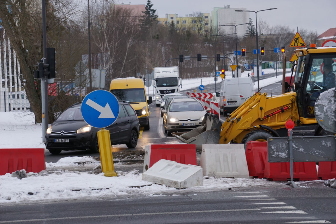 Zmiany w ruchu przy budowie mostów nad Brdą [ZDJĘCIA]