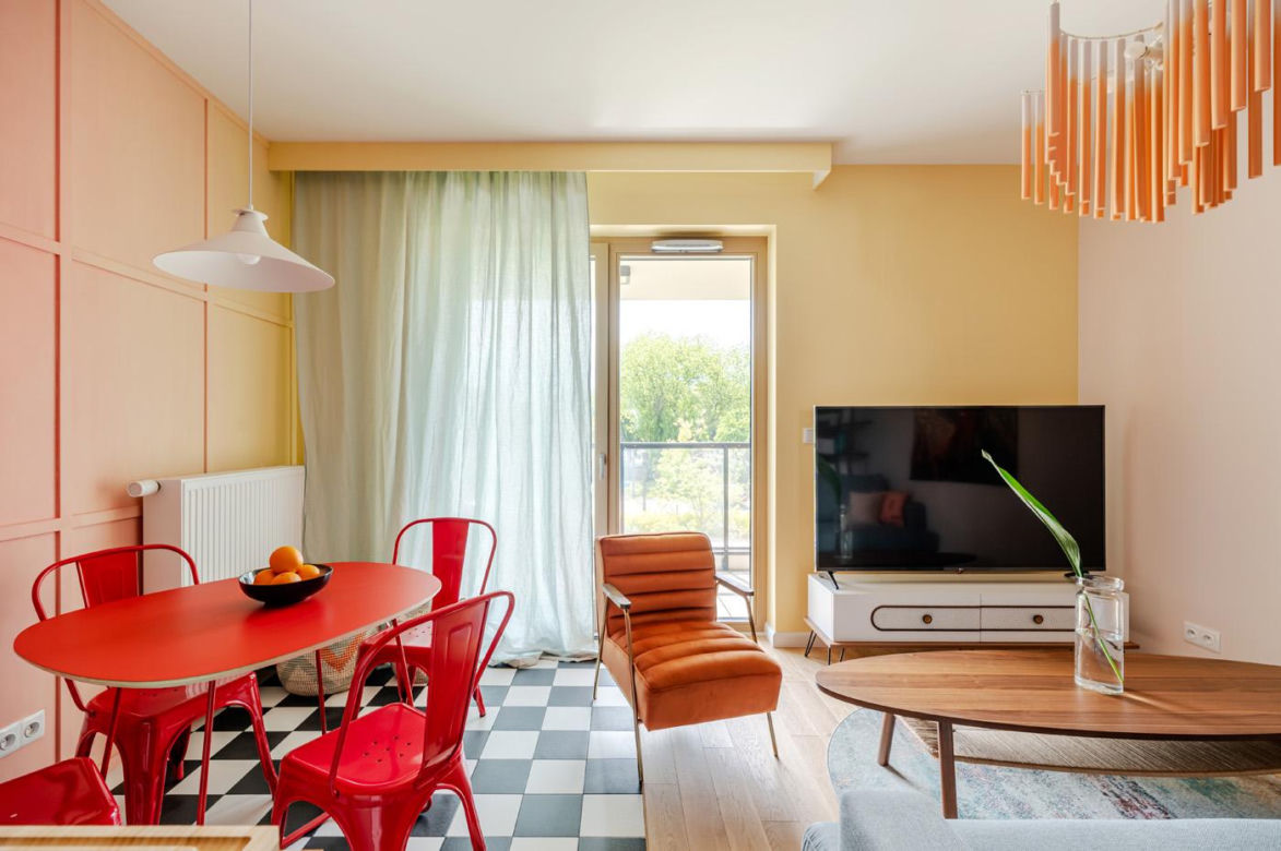 Kolorowe mieszkanie w stylu kalifornijskiego modernizmu