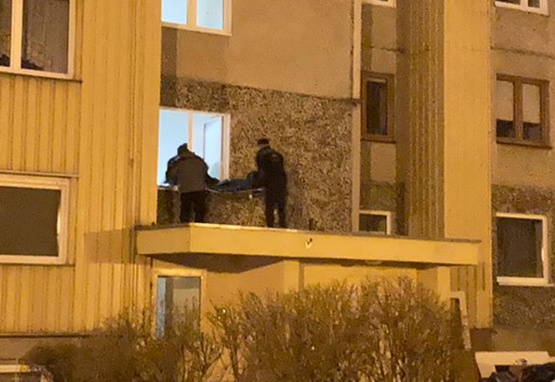 Zadźgał żonę dłutem i wyskoczył z wieżowca