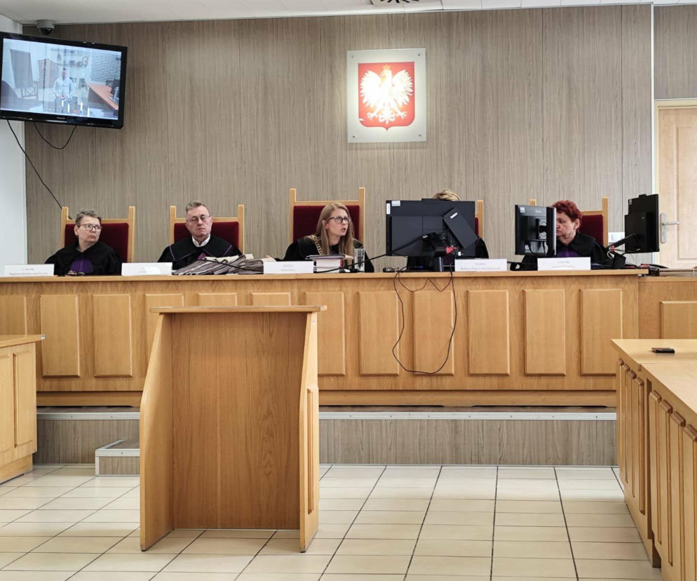 Zatopił samochód z ukochaną w środku. Wcześniej ukradł jej kartę, którą zapłacił za znicz