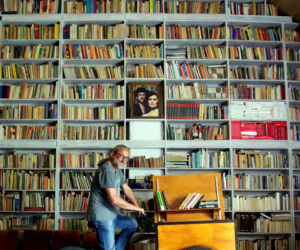 6 metrów wysokości i tysiące tomów. Oto najbardziej niezwykła biblioteka w woj. świętokrzyskim