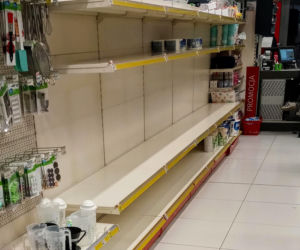 Oblężenie w szczecińskich sklepach z powodu koronawirusa