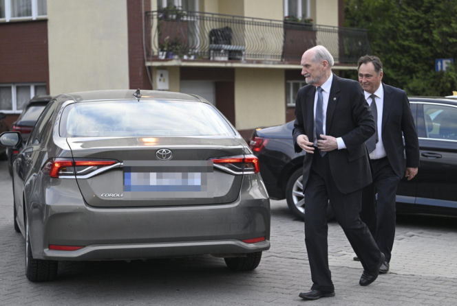 Politycy PiS jadą na wyjazdowe posiedzenie klubu