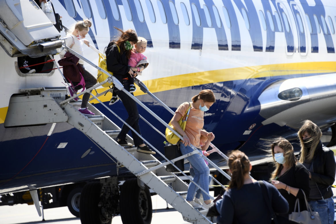 Znowu można latać do Anglii i Irlandii. Ryanair uruchomił połączenia z Łodzi do Wielkiej Brytanii