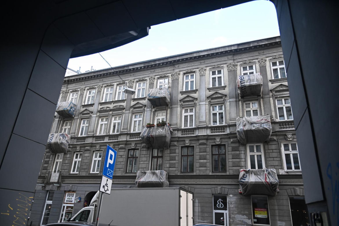 Zabytkowa kamienica przy ul. Wilczej 32