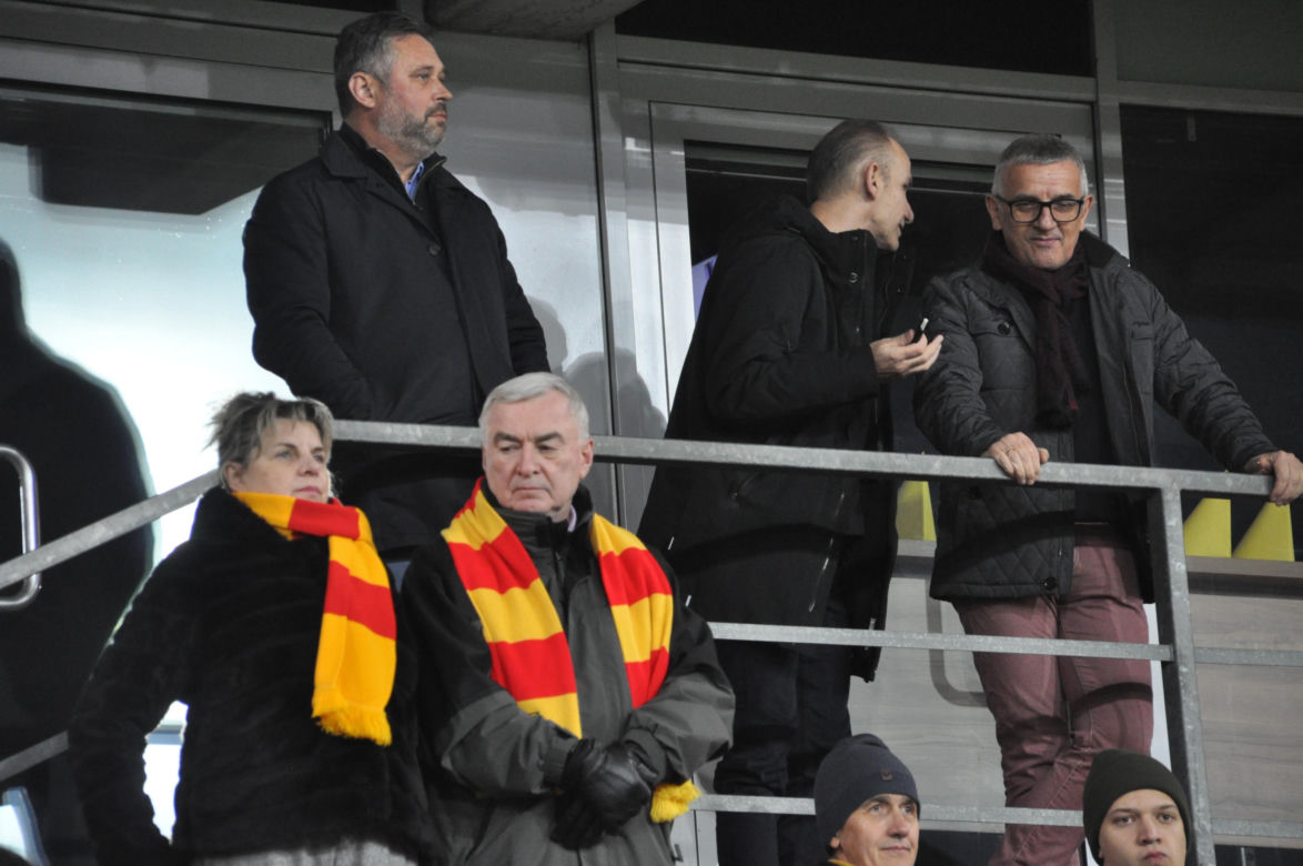 Żółto-czerwono na Suzuki Arenie! Zdjęcia kibiców na meczu Korona Kielce - Jagiellonia Białystok